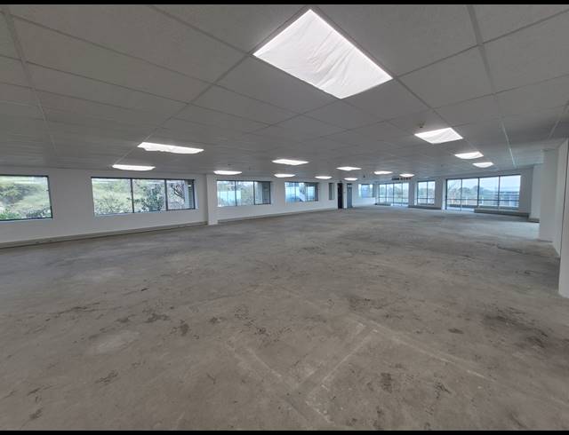 777M² OFFICE TO LET IN WOODMEAD